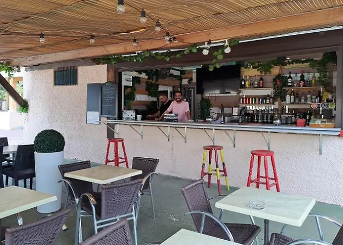 Camping 7 Pers Avec Terrasse - Api-1-52-1186
